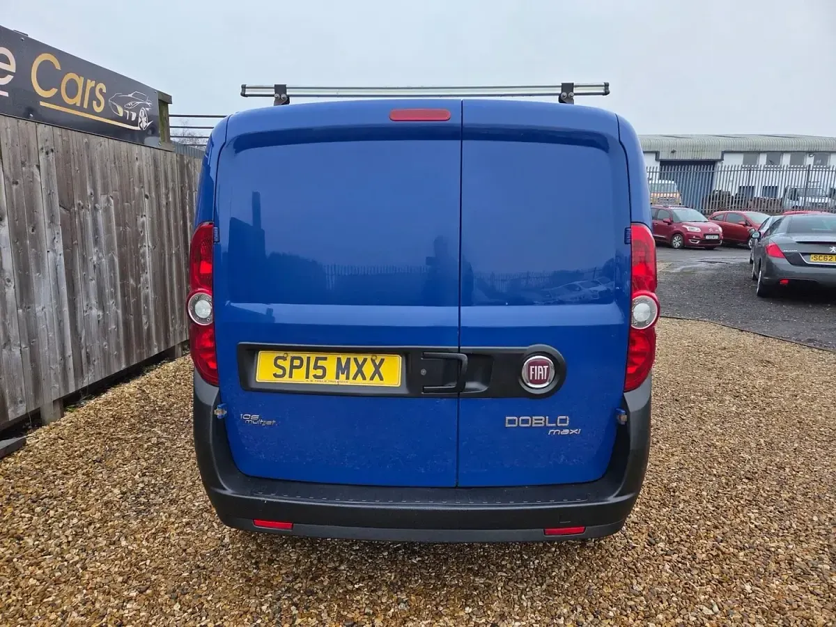 Used Fiat Doblò Active 2015 Blue MPV