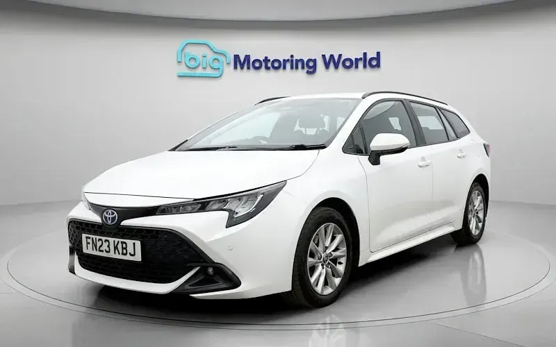 Used Toyota Corolla 140 HP (102 kW) 2026 Estate