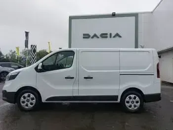 New Renault Trafic 2026 White MPV