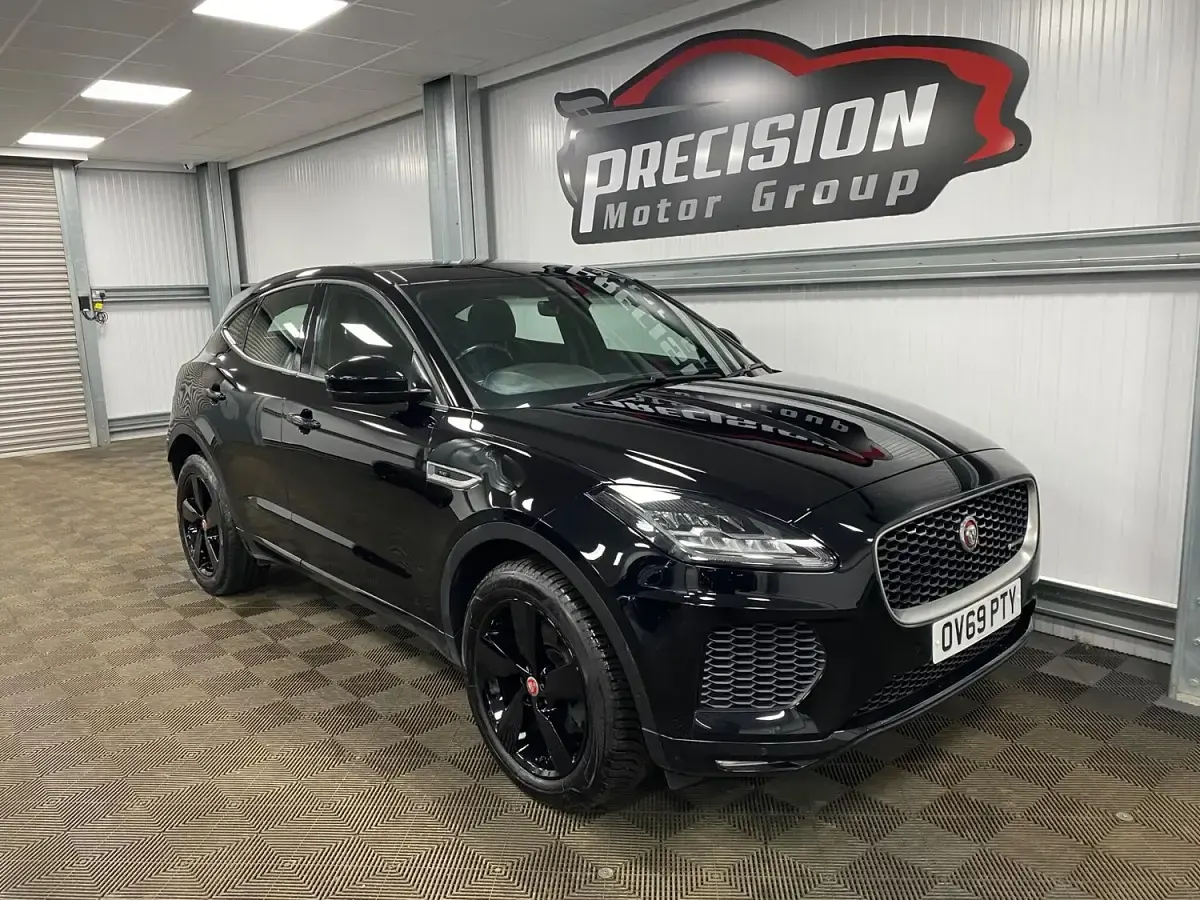 Used Jaguar E-Pace R-Dynamic 180 HP (132 kW) 2019 Black SUV