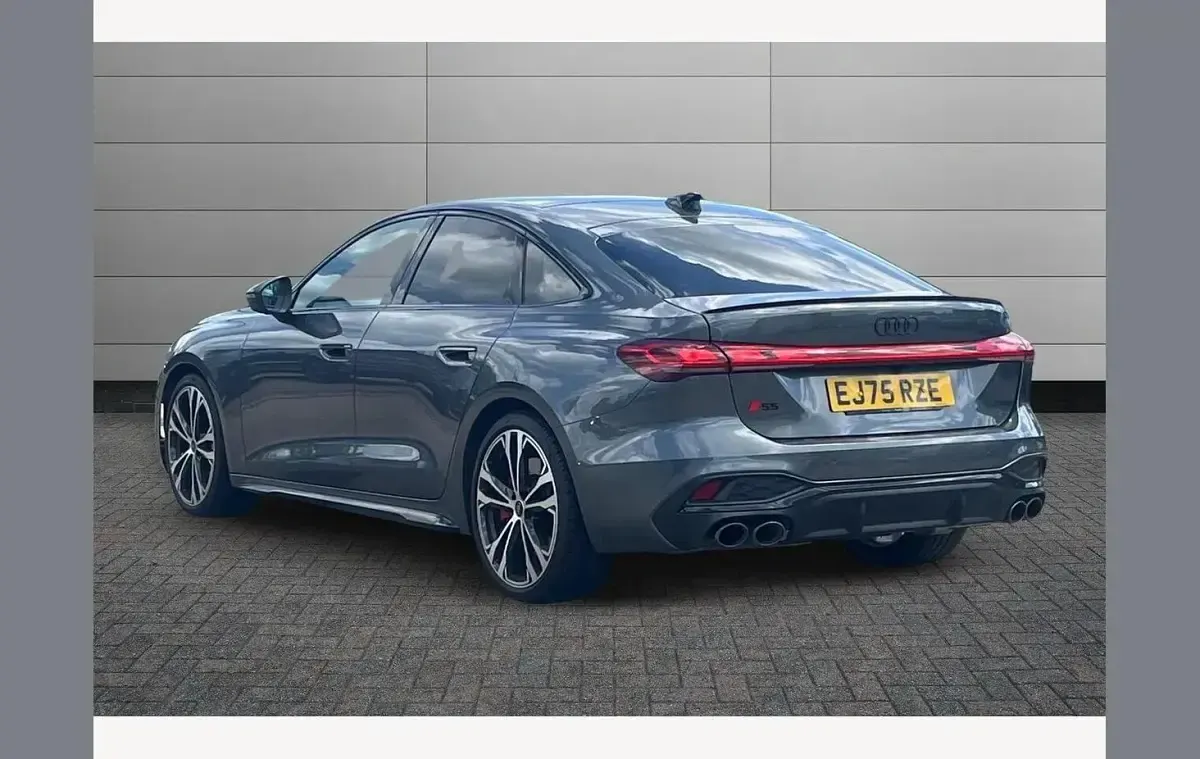 Used Audi A5 Advanced 367 HP (269 kW) 2025 Grey Sedan