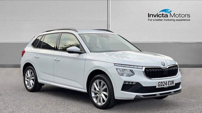 White Used 2024 Skoda Kamiq SE SUV | £13,299 (Good price) - Image 1/4