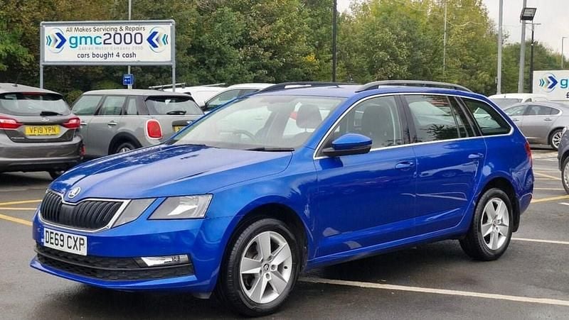 Blue Used 2019 Skoda Octavia SE Technology Estate | £8,995 (Good price) - Image 1/3