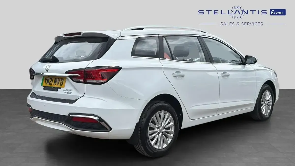 Used MG MG5 EV Exclusive 113 kW (154 HP) 2021 White Estate