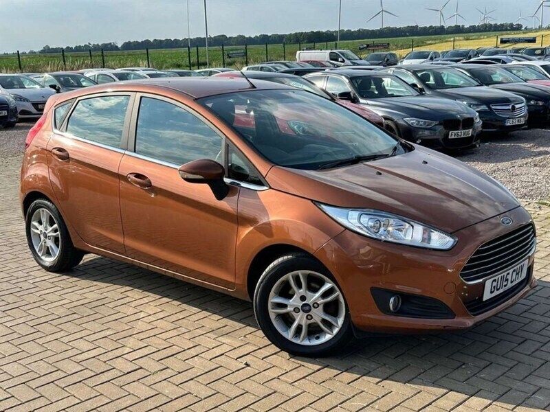 Brown Used 2015 Ford Fiesta Zetec Hatchback | £3,249 (Good price) - Image 1/4