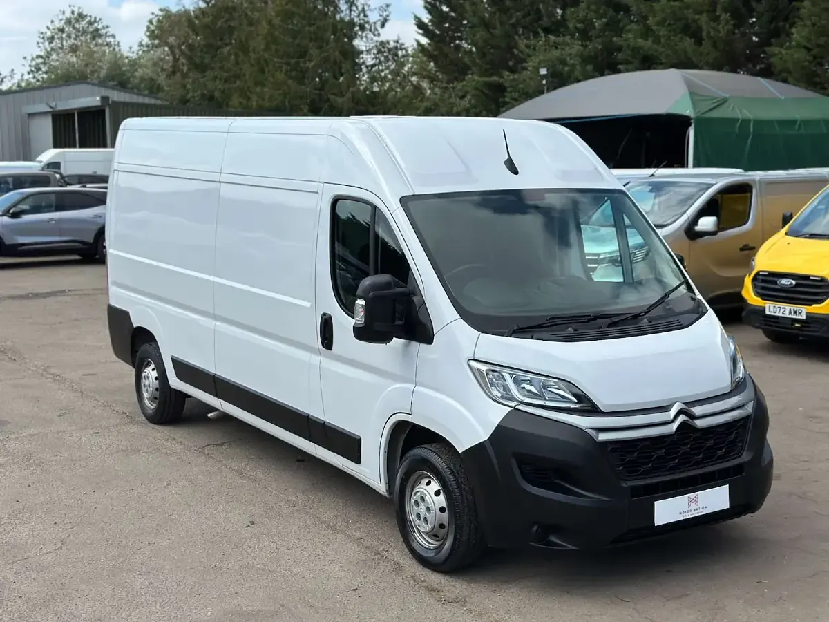Used Citroën Relay 140 HP (102 kW) 2023 White Van