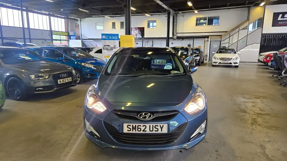 Used Hyundai i40 Premium 2012 Blue Estate