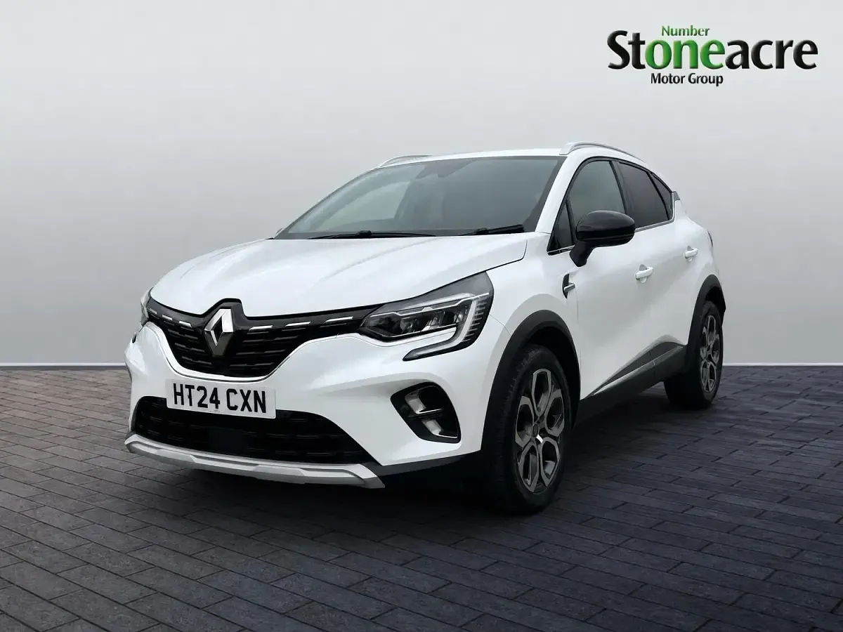 Used Renault Captur Techno 91 HP (66 kW) 2024 White SUV