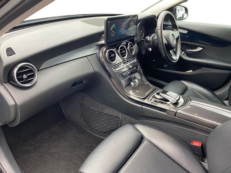 Used Mercedes C220 Executive 168 HP (123 kW) 2017 Black Estate