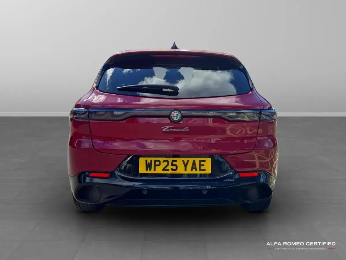 Used Alfa Romeo Tonale Veloce 158 HP (116 kW) 2025 Red SUV