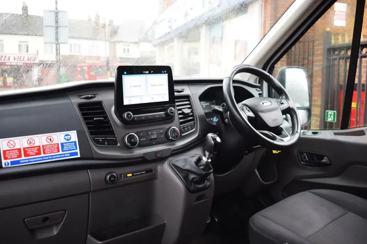 Usado Ford Transit Trend 170 HP (125 kW) 2019 Branco