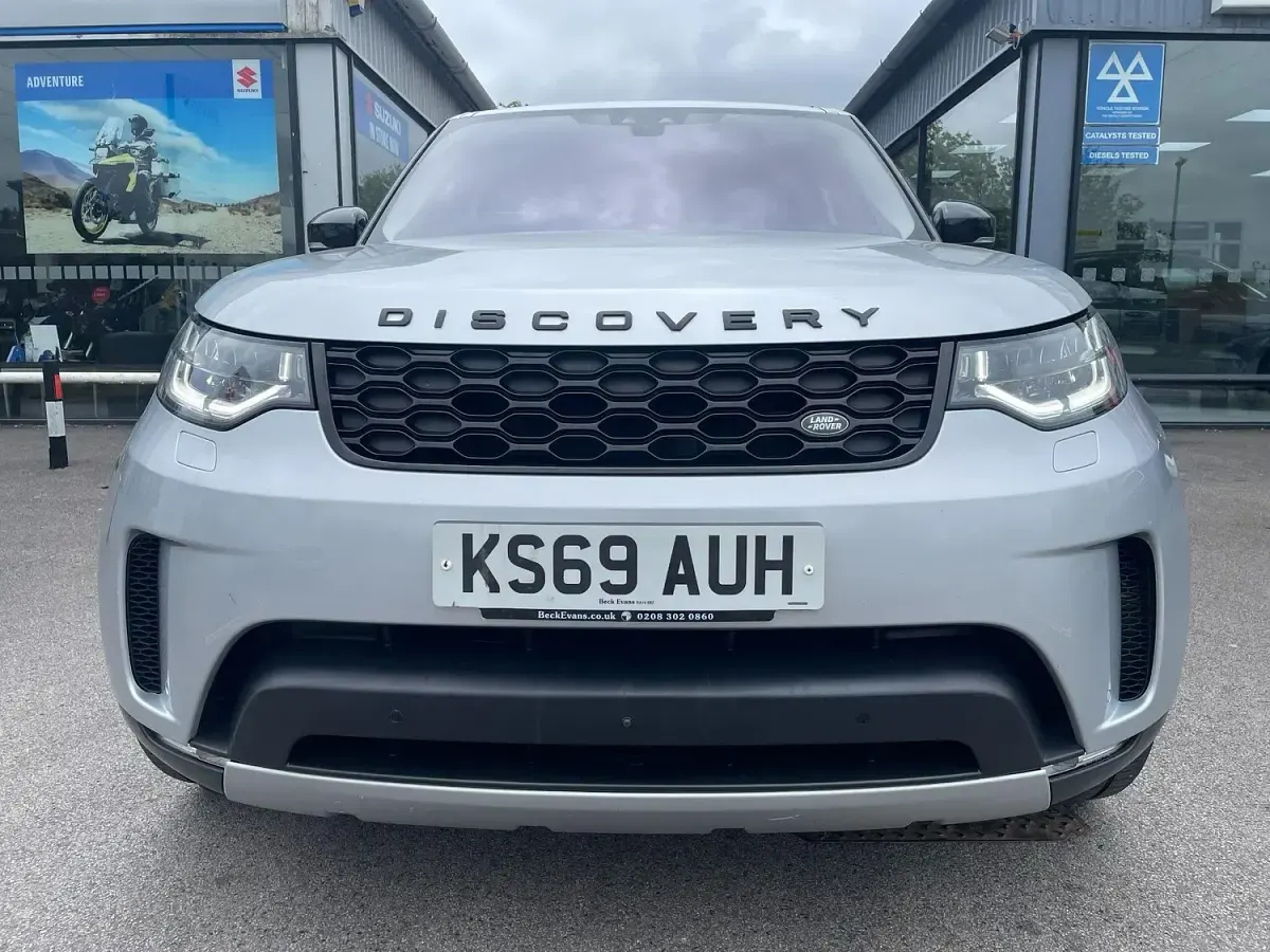 Used Land Rover Discovery 5 HSE Luxury 2019 Silver SUV