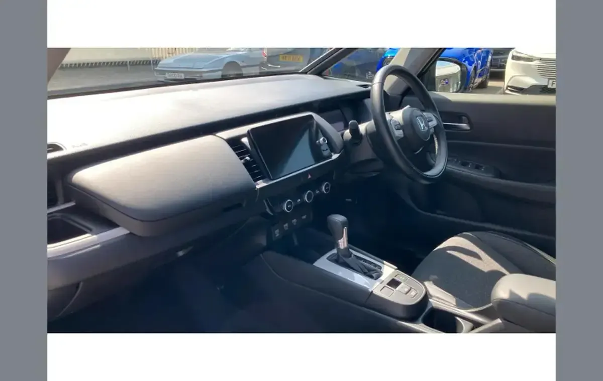 Used Honda Jazz Advance 122 HP (89 kW) 2023 White Hatchback
