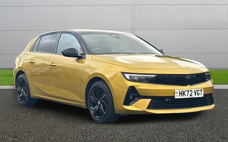 Used 2025 Vauxhall Astra GS Line Hatchback | £15,490 (Good price) - Image 1/4