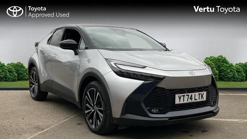 Used Toyota C-HR 223 HP (164 kW) 2024 Silver SUV