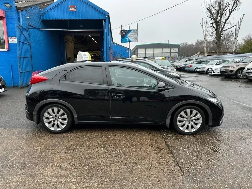 Used Honda Civic EX 142 HP (104 kW) 2012 Black Hatchback