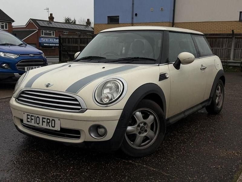 Used Mini ONE Hatch 98 HP (72 kW) 2010 White Hatchback