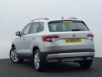 Używany Skoda Karoq SE Technology 115 KM (84 kW) 2019 Srebrny SUV