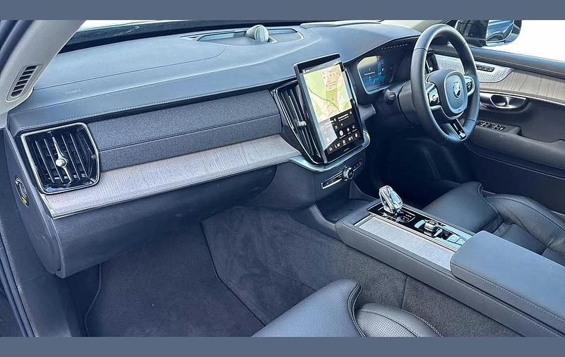 Used Volvo XC90 Ultra 449 HP (330 kW) 2025 Black SUV