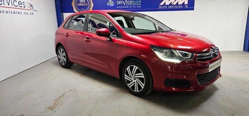 Used Citroën C4 Touch 2015 Red Hatchback