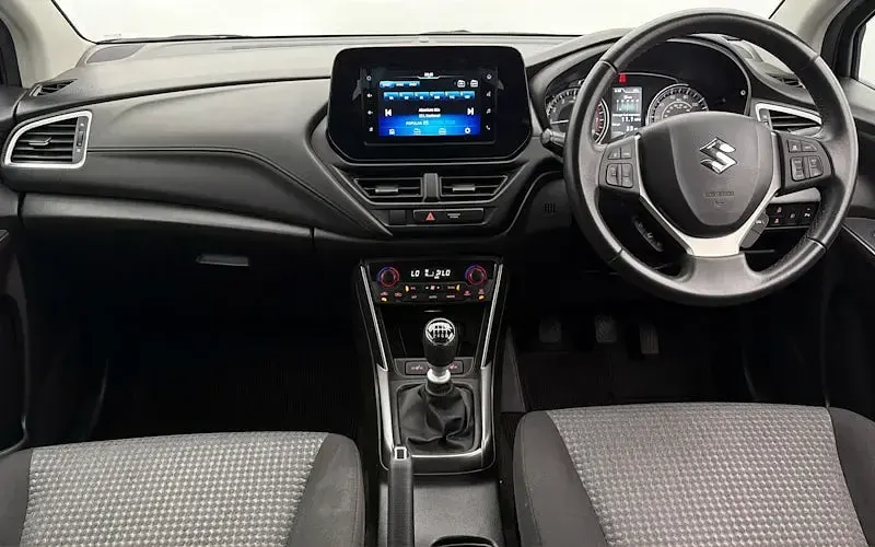 Used Suzuki SX4 S-Cross 129 HP (94 kW) 2023 Silver SUV
