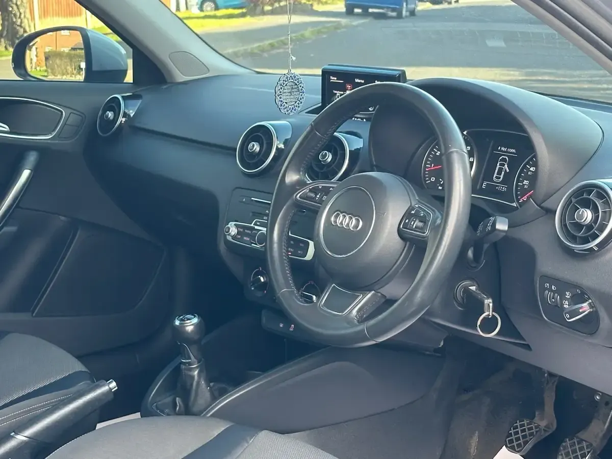 Used Audi A1 Sport 123 HP (90 kW) 2016 Silver Hatchback