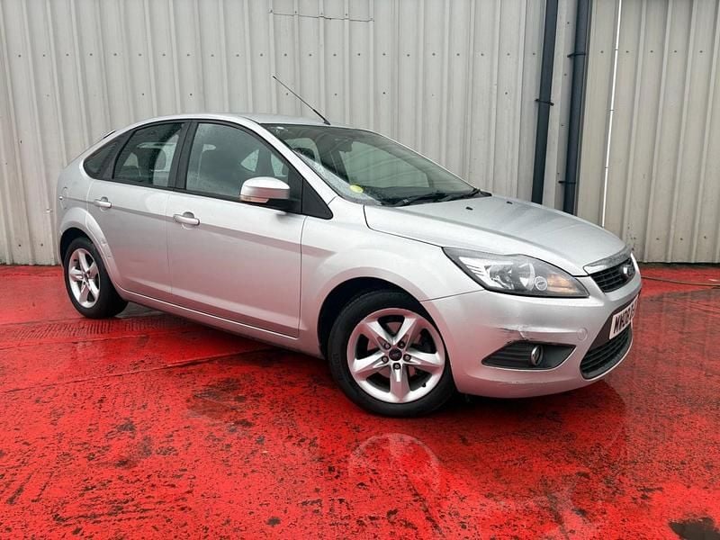 Used Ford Focus Zetec 2008 Silver Hatchback