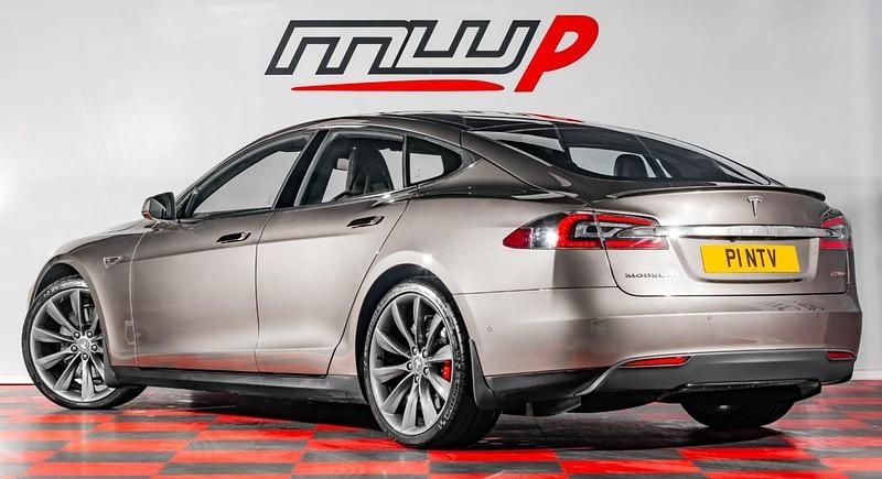 Used Tesla Model S 551 kW (750 HP) 2015 Bronze Hatchback