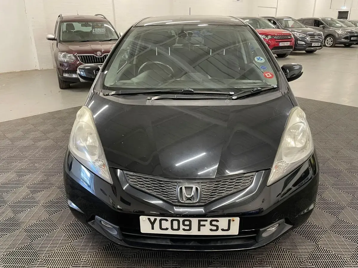 Used Honda Jazz EX 100 HP (73 kW) 2009 Black Hatchback