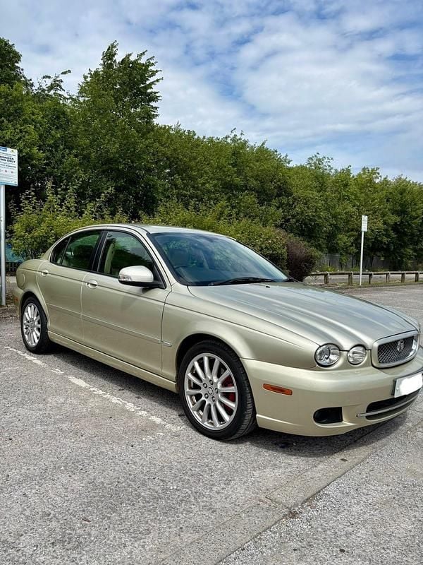 Gold Used 2008 Jaguar X-type S Sedan | £1,675 (Super price) - Image 1/4