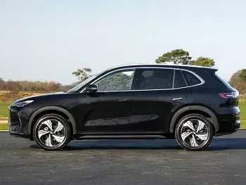 New Geely EX5 160 kW (218 HP) 2026 Metallic  obsidian black SUV