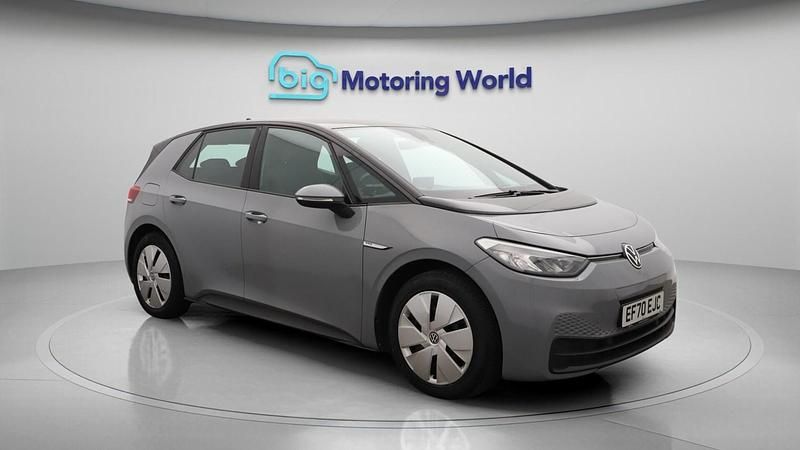 Grey Used 2020 VW ID.3 Pro Performance Hatchback | £13,200 (Fair price) - Image 1/4