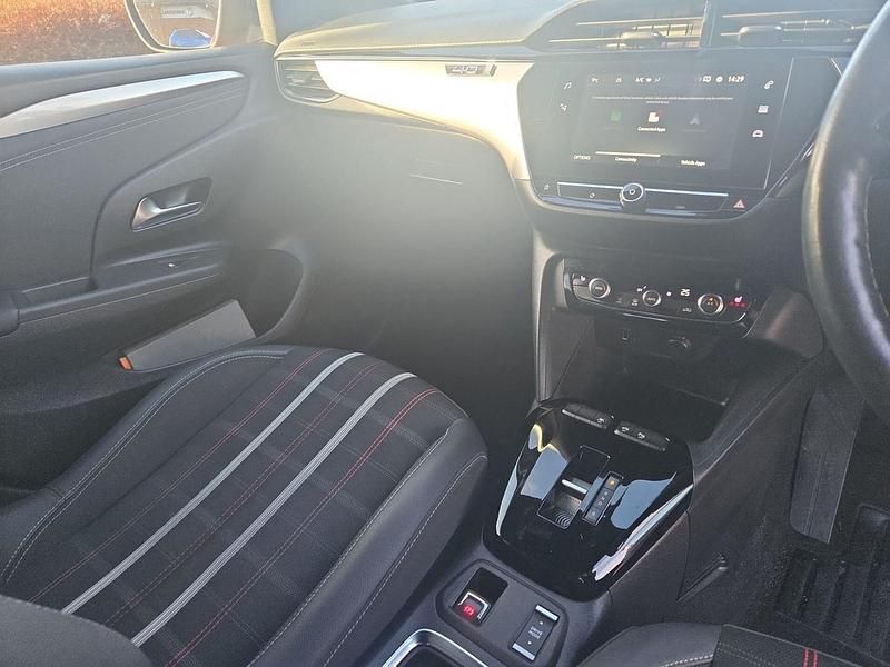 Used Vauxhall Corsa-e Edition 100 kW (136 HP) 2022 Red Hatchback