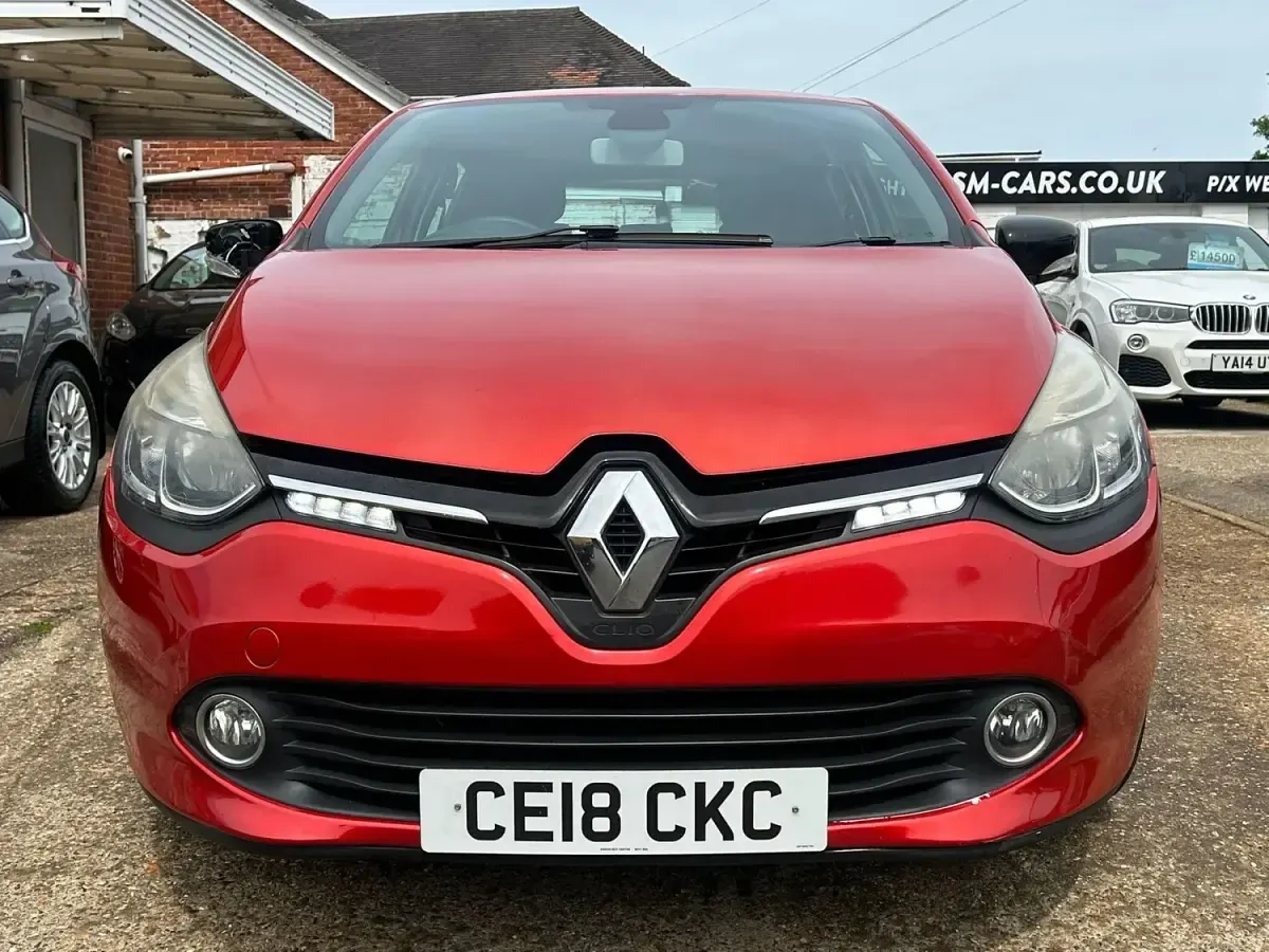 Usado Renault Clio IV Dynamique 2018 Vermelho Citadino