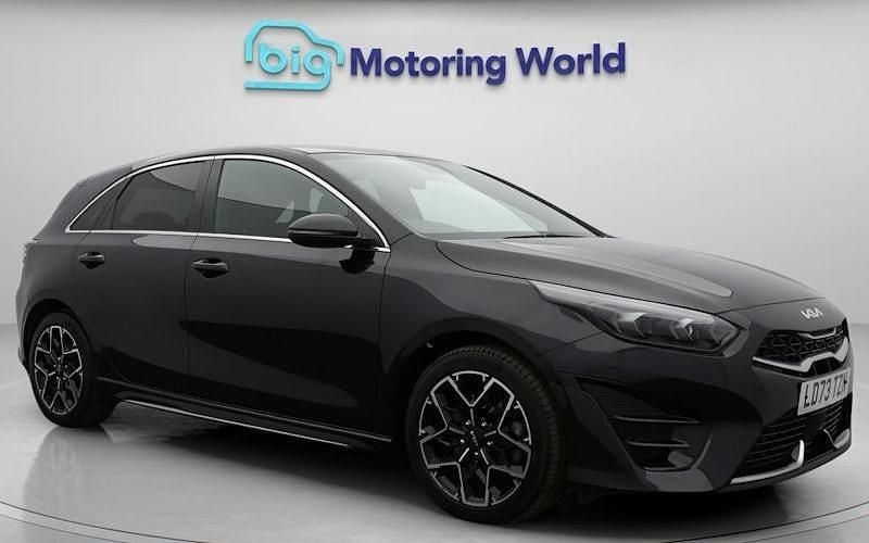 Used 2024 Kia Ceed GT-Line Hatchback | £16,500 (Fair price) - Image 1/4