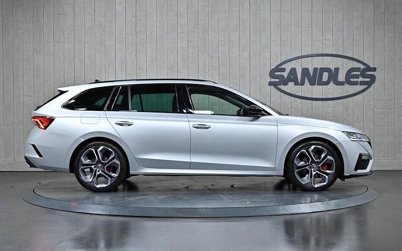 Used Skoda Octavia vRS 245 HP (180 kW) 2023 Silver Estate
