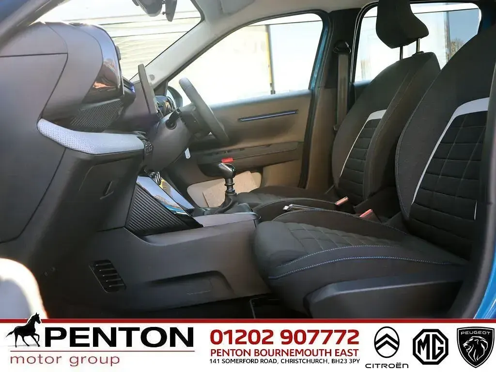 Used Citroën C3 PureTech 100 HP (73 kW) 2025 Blue SUV