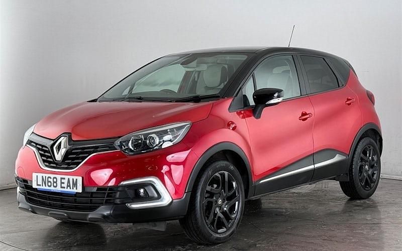Used Renault Captur Iconic 90 HP (66 kW) 2018 Red/black SUV
