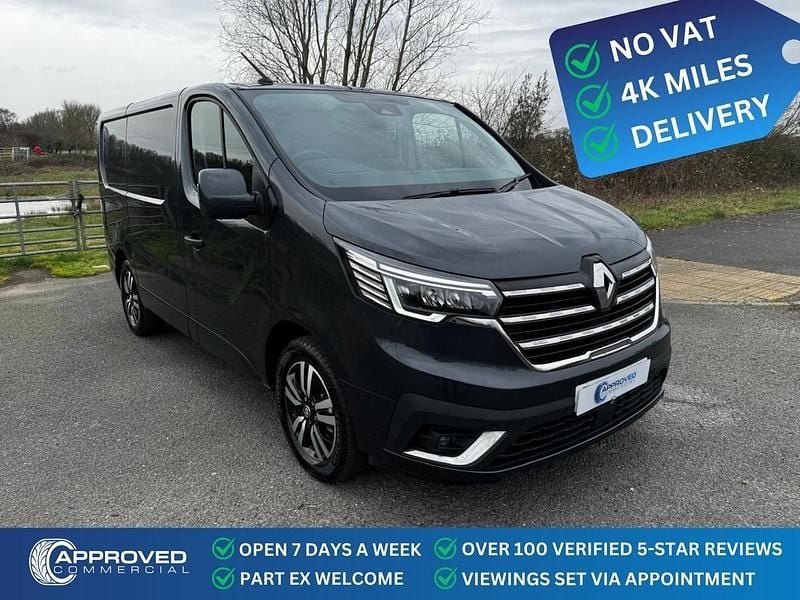 Used Renault Trafic 150 HP (110 kW) 2024 Grey