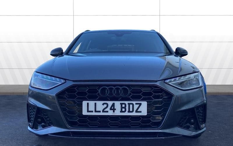 Used Audi A4 Black Edition 150 HP (110 kW) 2025 Estate
