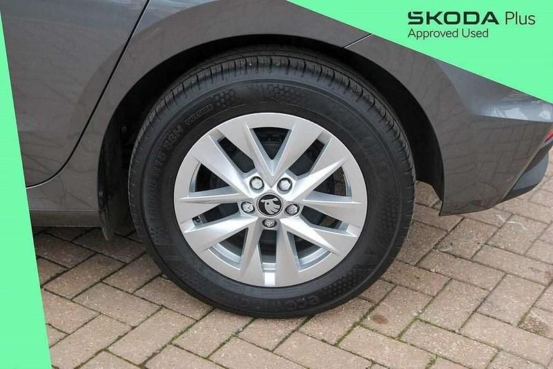 Used Skoda Fabia SE 113 HP (83 kW) 2025 Graphite grey metallic Hatchback