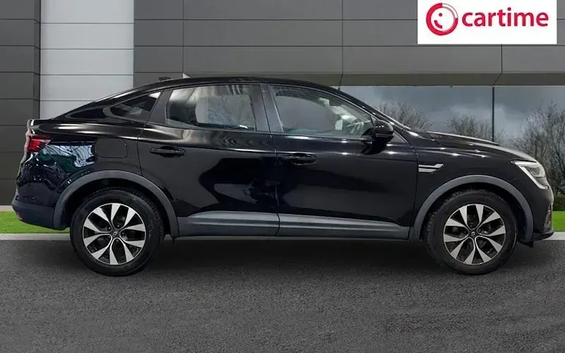 Used Renault Arkana Iconic 140 HP (102 kW) 2022 Black SUV