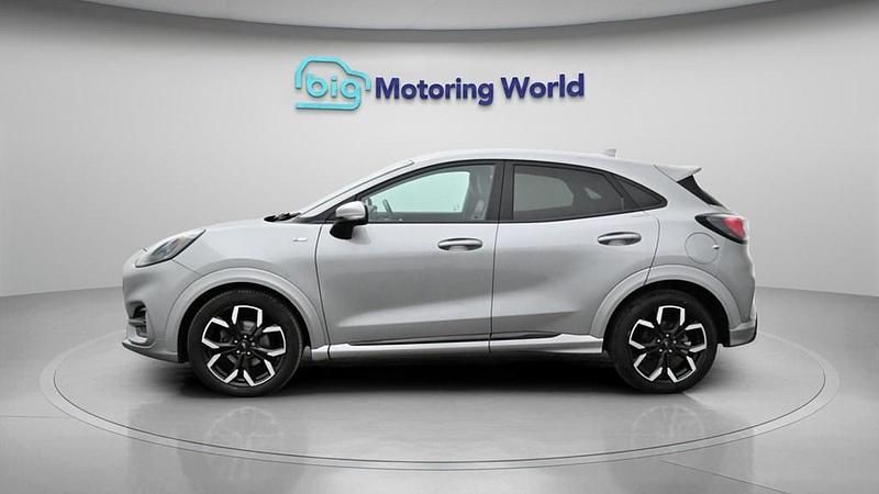 Usado Ford Puma ST-Line X 155 HP (114 kW) 2021 Prateado SUV