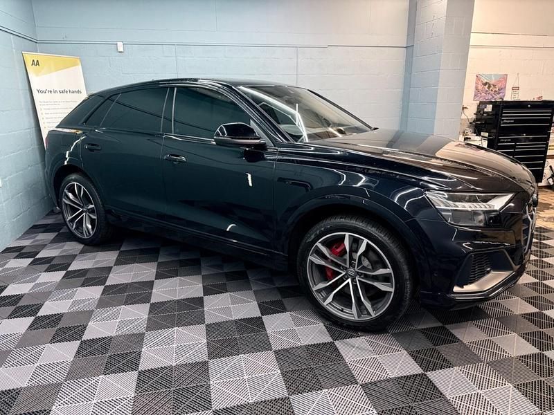 Used Audi SQ8 Comfort 435 HP (319 kW) 2020 Black SUV