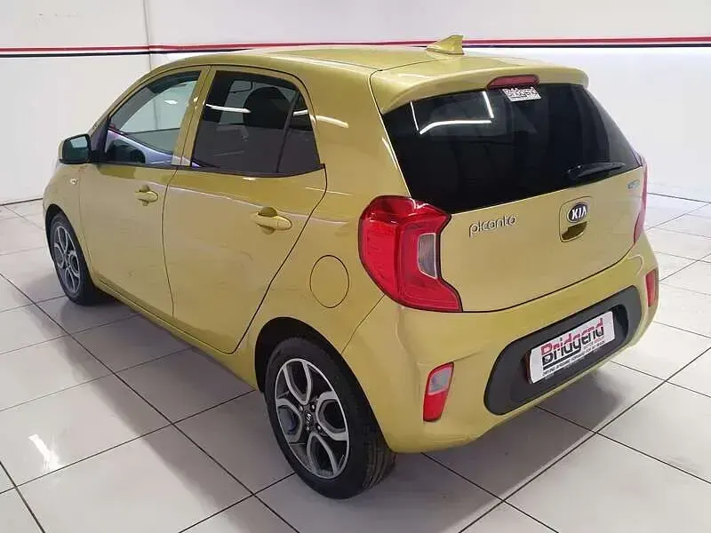 Used Kia Picanto 66 HP (48 kW) 2020 Green Hatchback