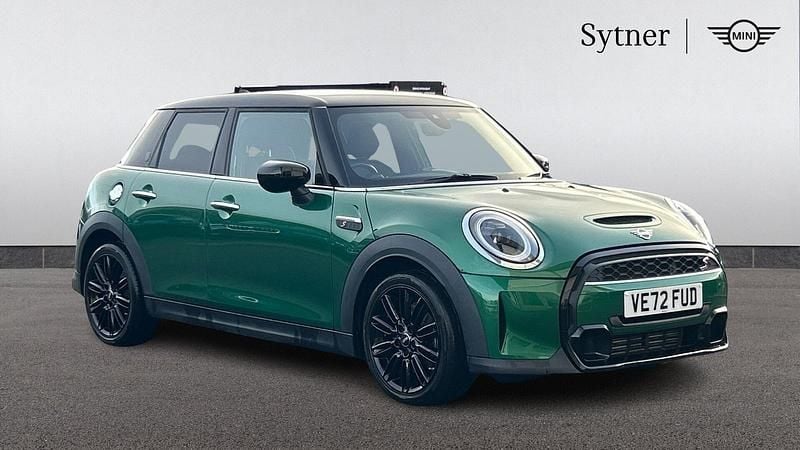 Used Mini Cooper S Exclusive 176 HP (129 kW) 2023 Green Hatchback