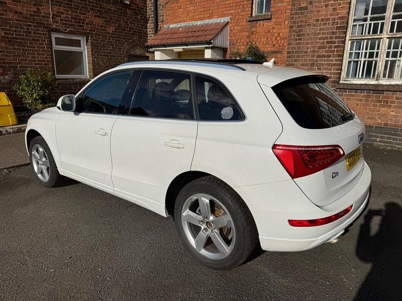 Used Audi Q5 268 HP (197 kW) 2011 White SUV