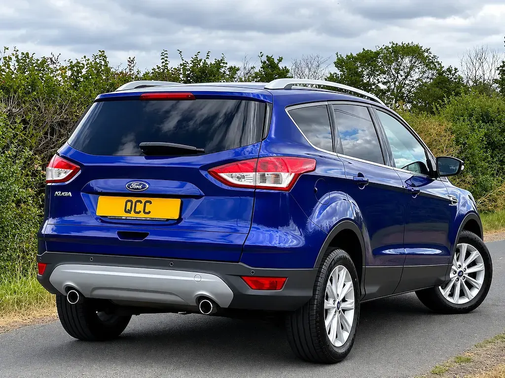 Used Ford Kuga Titanium 150 HP (110 kW) 2016 Deep impact blue SUV