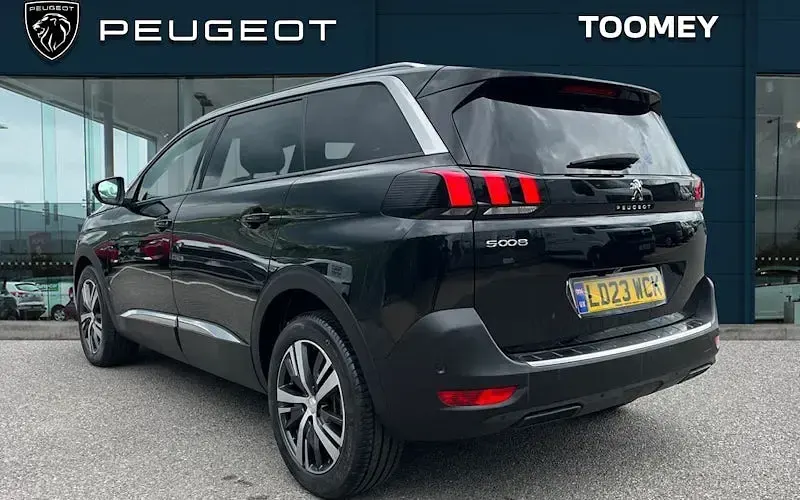 Used Peugeot 5008 Allure+ 131 HP (96 kW) 2023 Black SUV