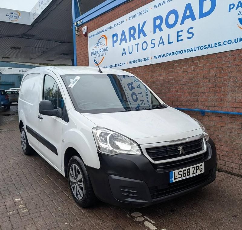 Second-hand Peugeot Partner 2018 Alb